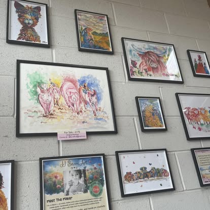 Building An Eclectic Wall Gallery