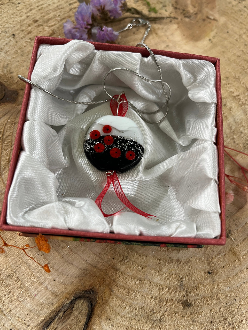 Poppy Remembrance Handmade Glass Pendant-The Wild Fig &amp; Fern